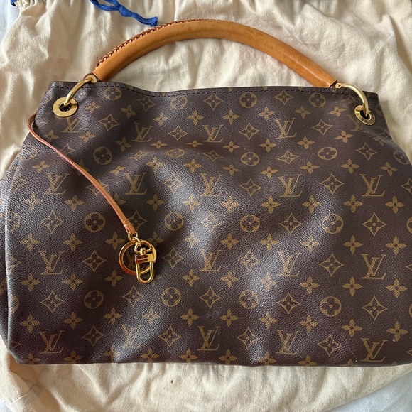 Authentic Louis vuttion monogram Artsy MM - Picture 1 of 7